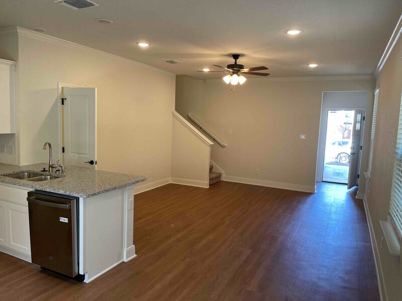 Building Photo - 10310 Candlewood Wy