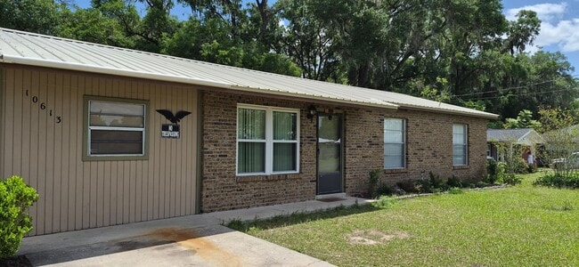 Building Photo - Establish Home and Neighborhood