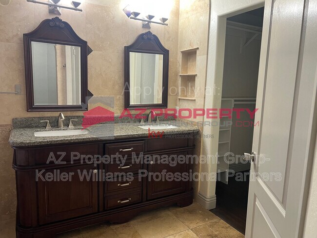 Building Photo - 4553 E Desert Cactus St