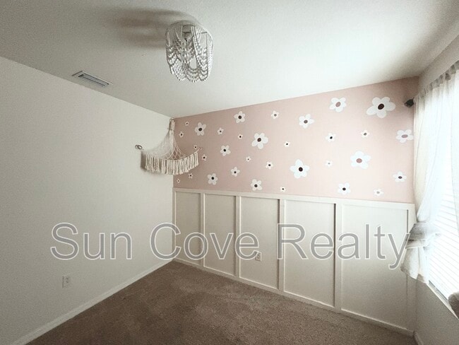 Building Photo - 3180 Suncoast Plains Dr