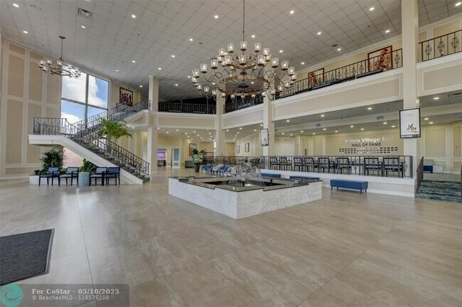 Building Photo - 476 Tilford V