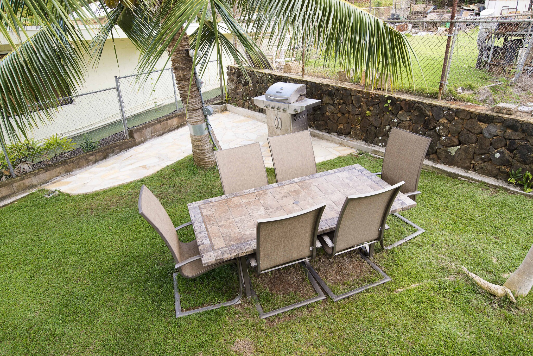 BBQ area - 1153 Kina St