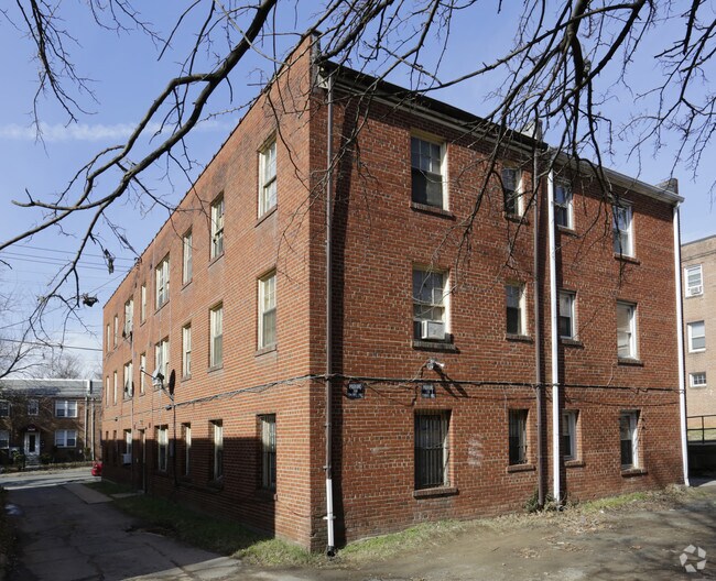 3463 Minnesota Ave SE 3463 Minnesota Ave SE Washington DC 20019