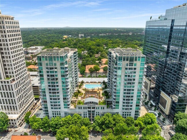 Primary Photo - 943 Peachtree St NE