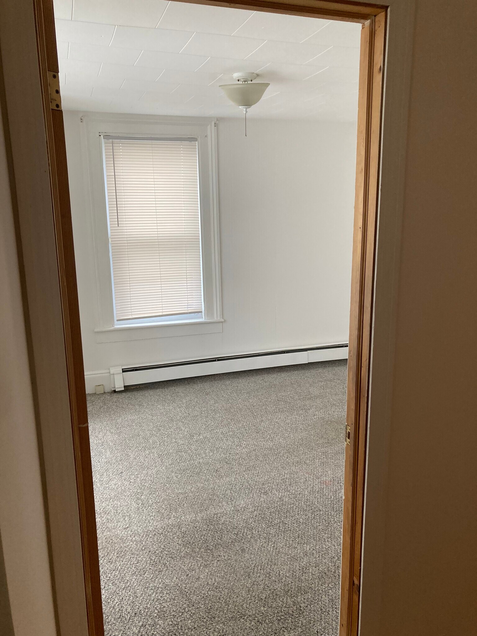 Building Photo - 405 Bellevue St