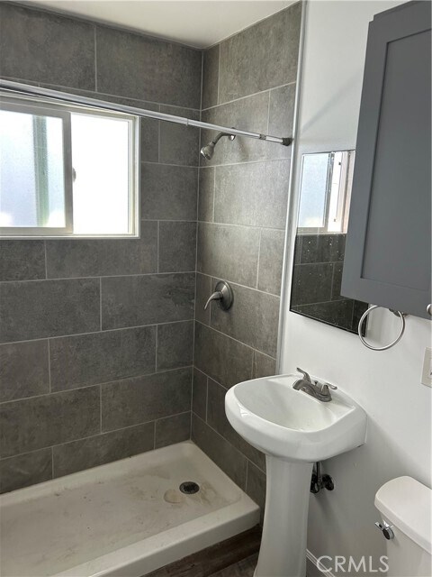 Building Photo - 12463 Rose Ave