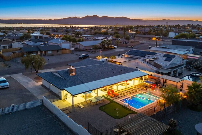 Building Photo - 131 Mescal Loop