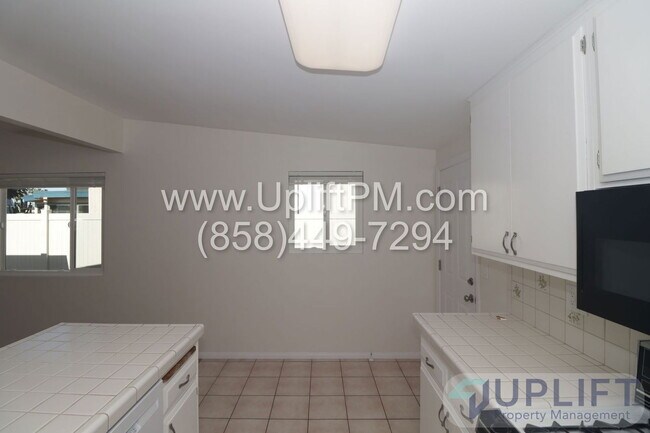 Building Photo - 1390 Connecticut St