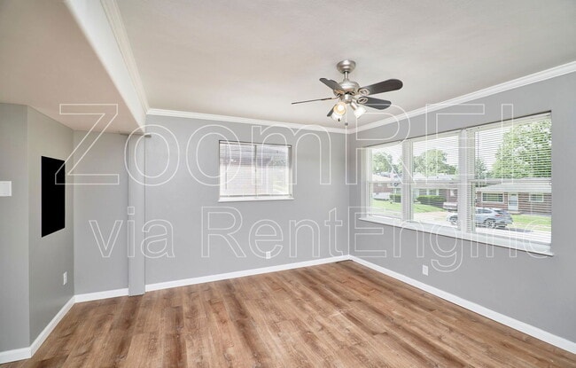 Building Photo - 9537 Cote Brilliante Ave