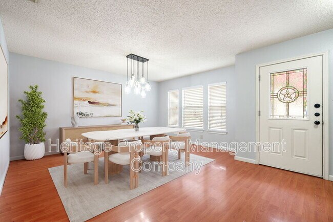 Building Photo - 17427 Sapphire Rim Dr