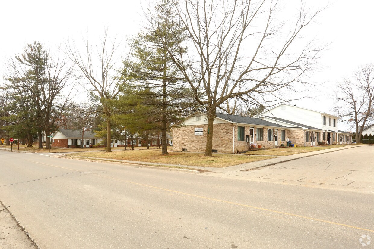 New Pine Apartments Clio Mi Apartment Finder