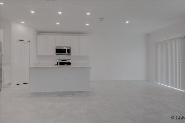 Building Photo - 1520 Brentwood Dr