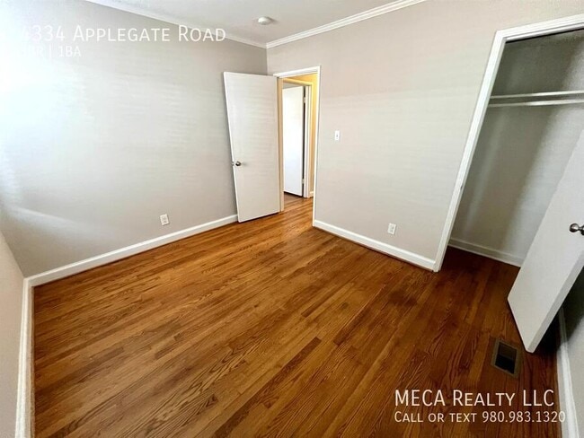 Building Photo - 4334 Applegate Rd