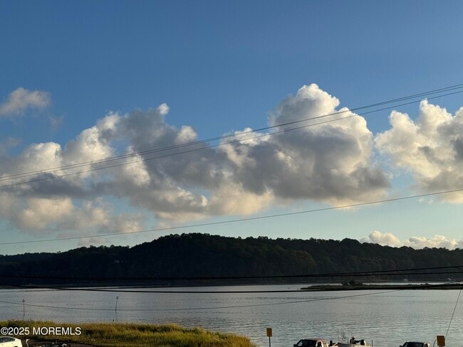 Building Photo - 8 Ave of Two Rivers