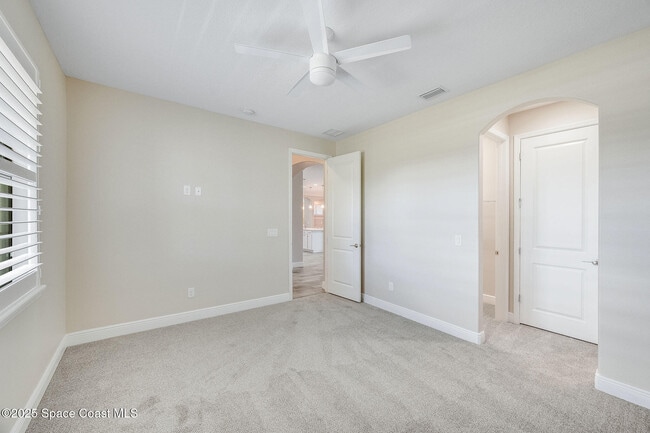 Building Photo - 3174 Addison Dr