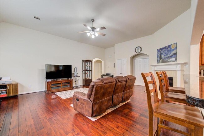 Building Photo - 3306 Windsor Ranch Ln