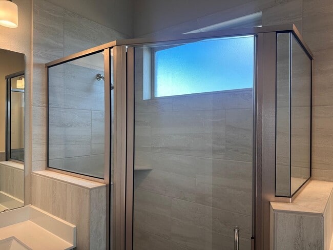 Building Photo - 6030 Cottontail Ln