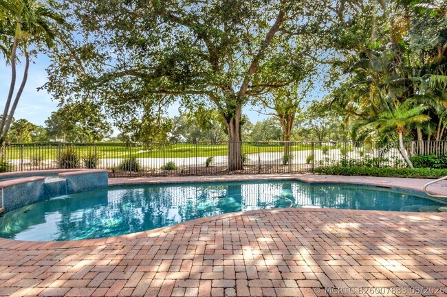 Building Photo - 6802 Casa Grande Way