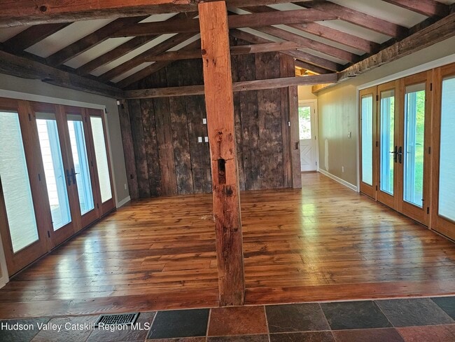 Building Photo - 136 Macedonia Rd