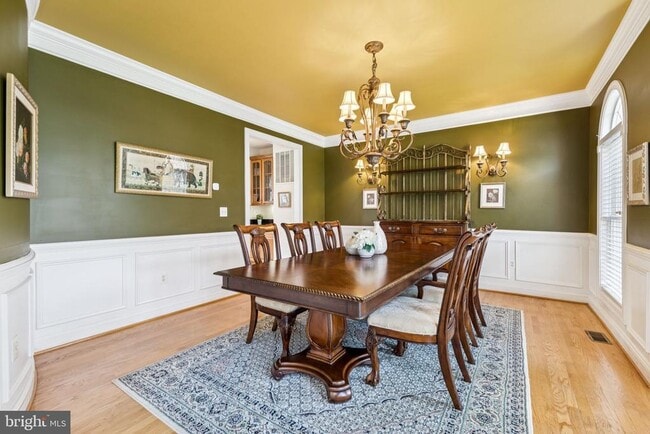 Building Photo - 26368 Strathaven Ct