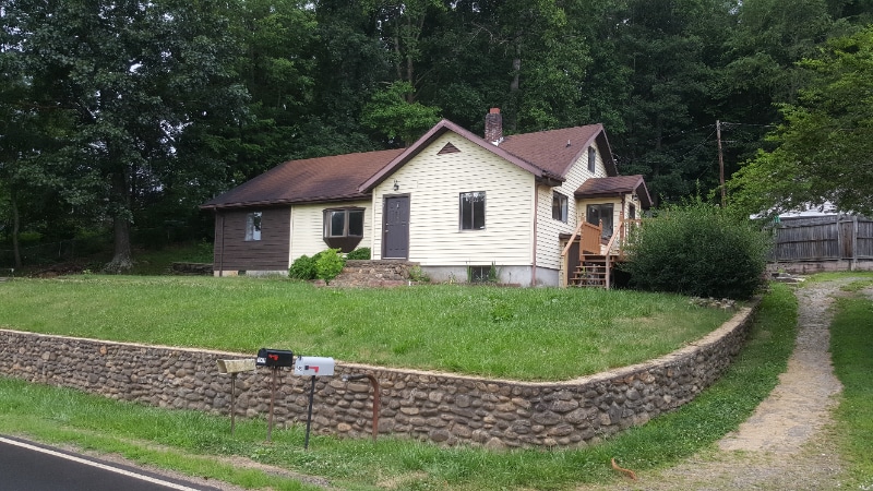 Primary Photo - 241 Hookers Gap Rd
