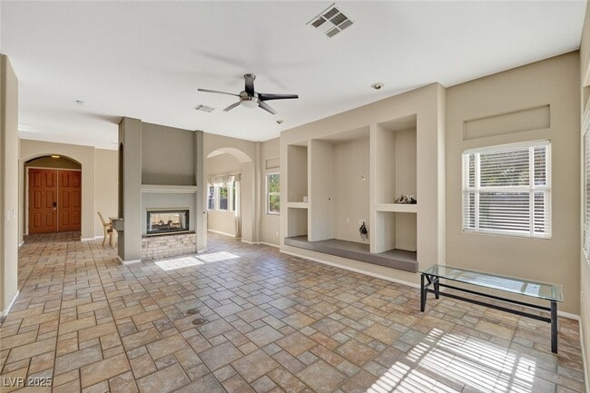 Building Photo - 3769 Erva St