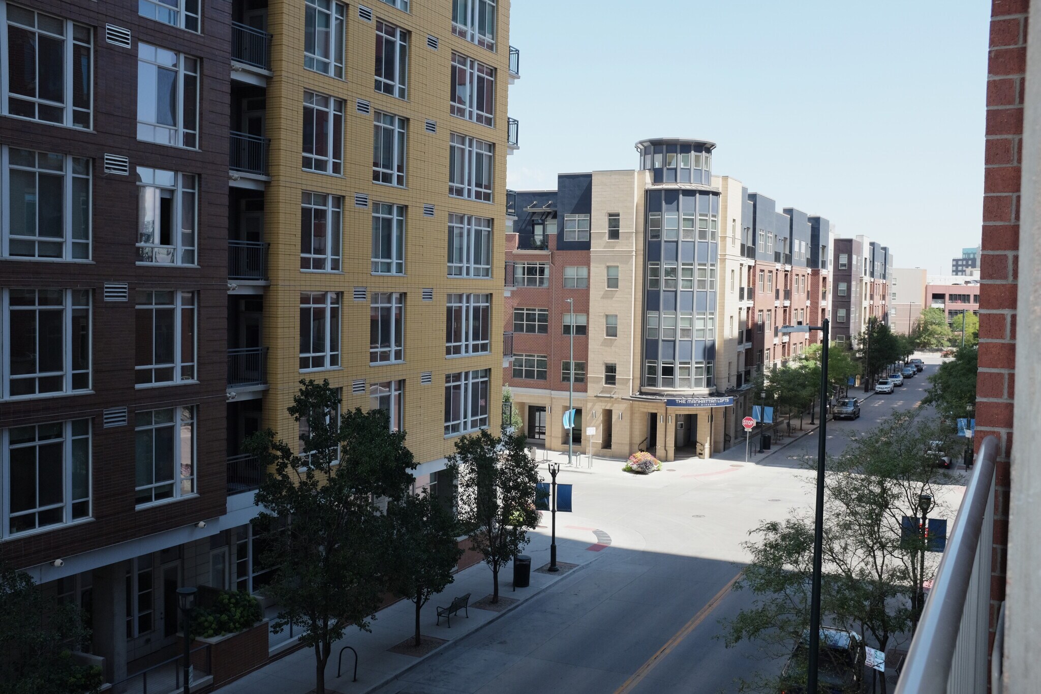Building Photo - 1700 Bassett St
