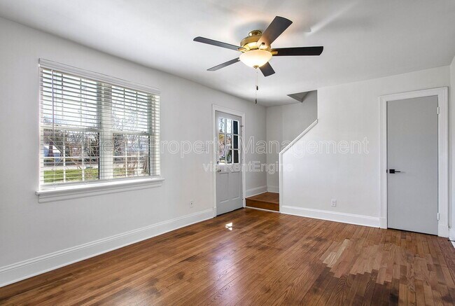 Building Photo - 205 Duncan St