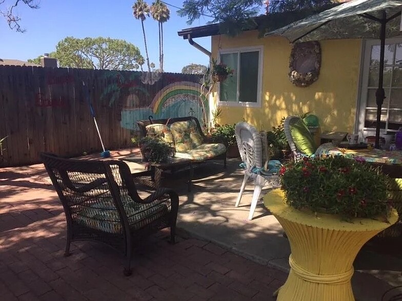 Building Photo - 112 Avenida Dolores