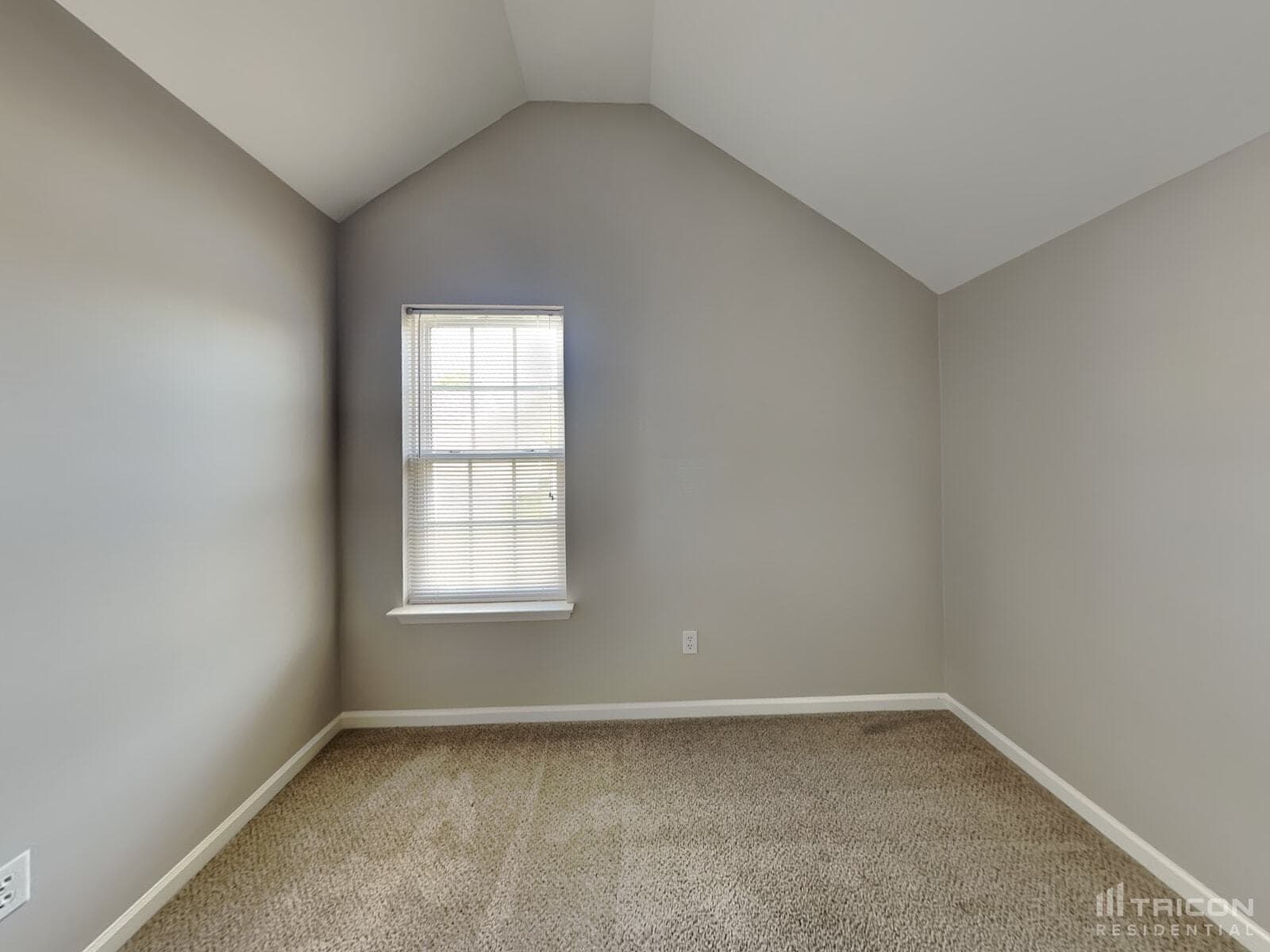 Building Photo - 4335 Springhaven Dr