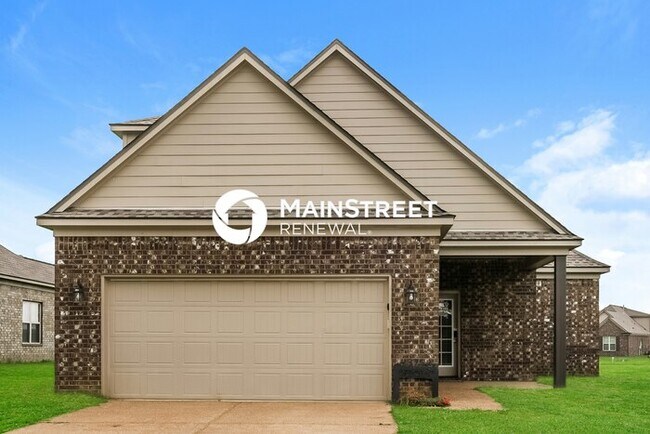 Building Photo - 4 Bedroom Pet-Friendly Home in Somerville, TN with Main Street Renewal