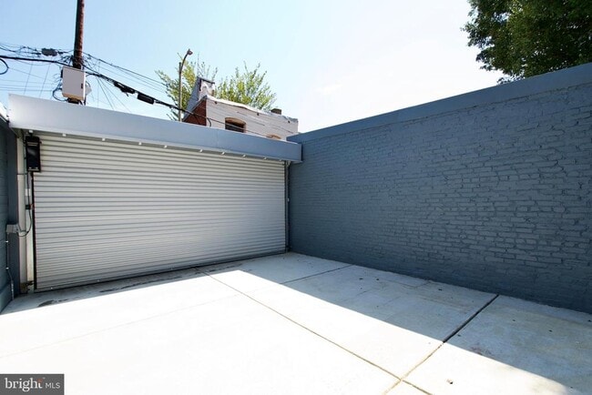 Building Photo - 1623 Marion St NW