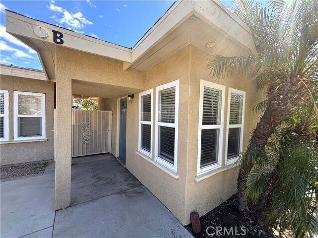 Building Photo - 16773 Randall Ave