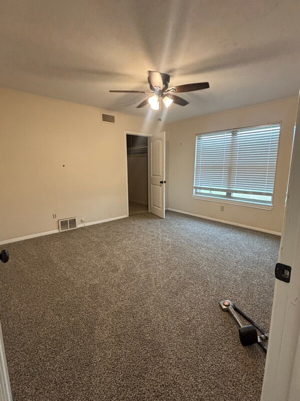 Building Photo - 1201 Scotland Ave