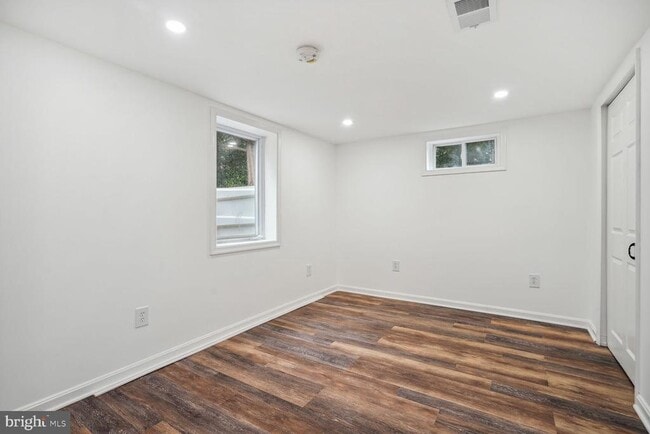 Building Photo - 3826 Pickett Ct