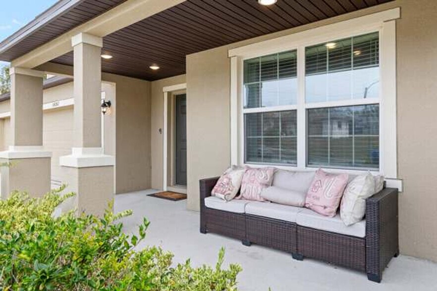 Building Photo - 14282 Coronado Dr