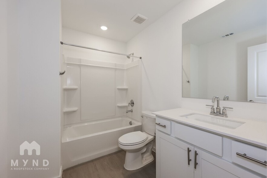 Building Photo - 2769 Mistwood Dr