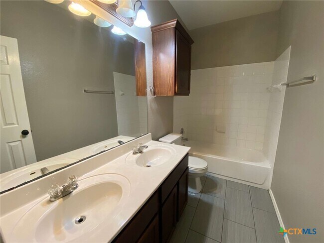 Building Photo - 5322 Birmingham Cir