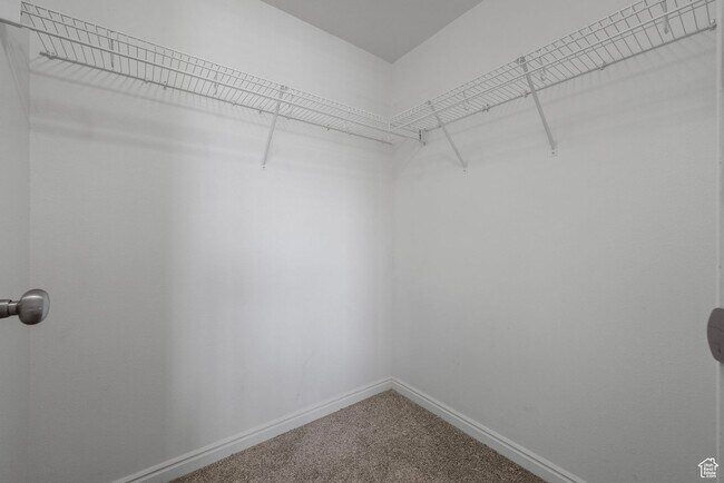 Building Photo - Updated Eagle Mountain Condo