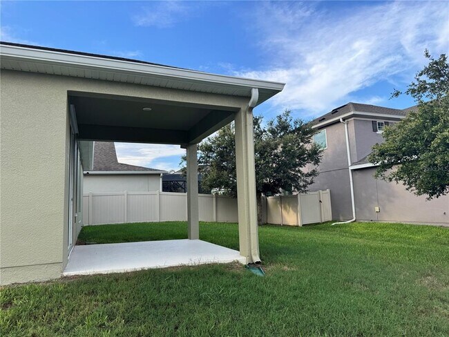 Building Photo - 12093 Stone Bark Trail