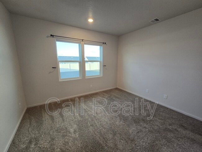 Building Photo - 10526 Duckhook Rd