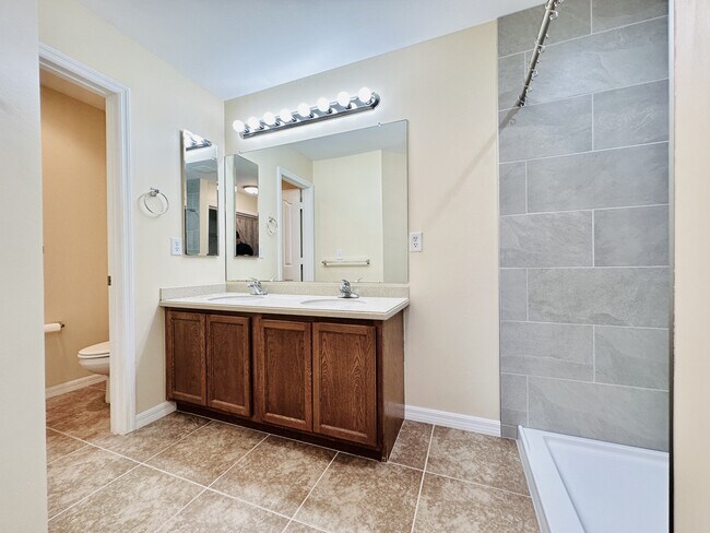 Building Photo - 9375 Aegean Cir