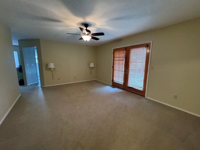 Building Photo - Charming 4-Bedroom Family Home with Hidden...