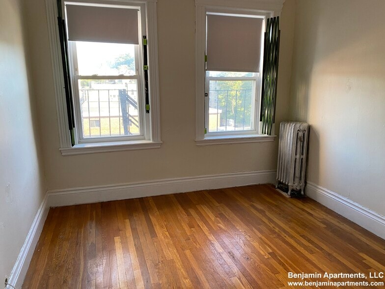 Building Photo - 5 Walbridge St