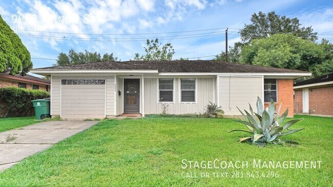 Building Photo - 9953 Mango St