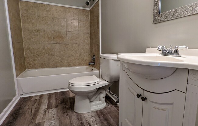 Building Photo - 710 Derbigny St