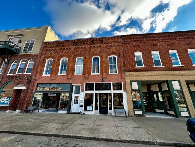 Building Photo - Commercial Space on the Square in Fayette