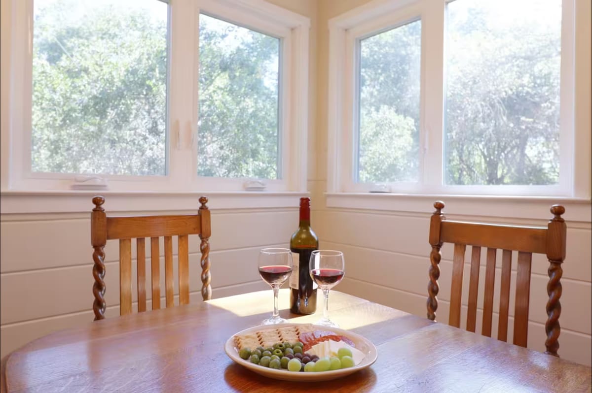 Building Photo - 1596 Ronne Dr