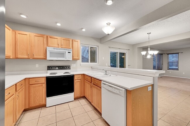 Building Photo - $2,295.00 4 bed, 2.5 bath in Colorado Springs with In Unit Laundry!