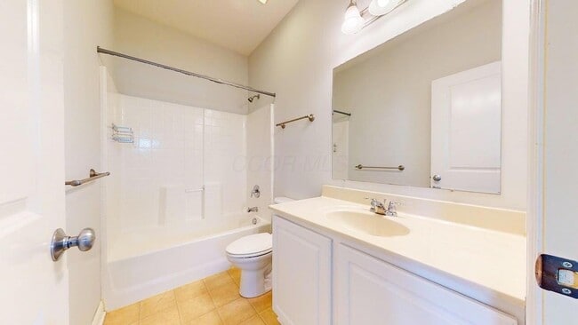 Building Photo - 5597 Lantos Rd